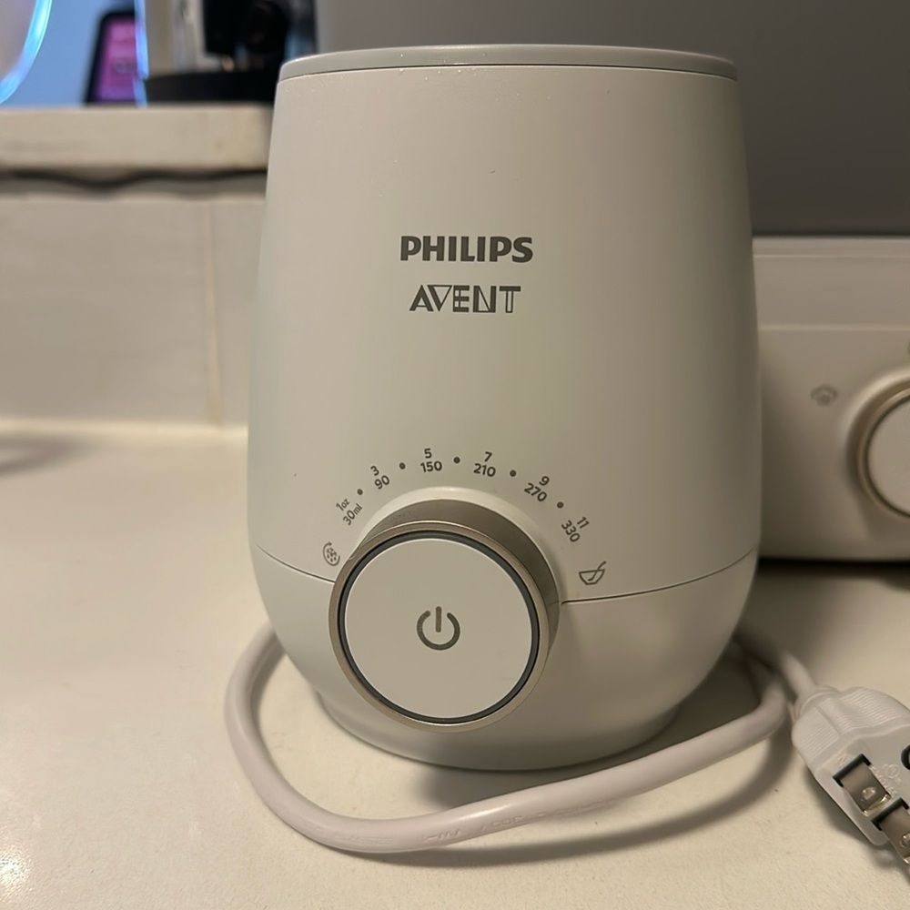 Philips AVENT Fast Baby Bottle Warmer Slightly Used